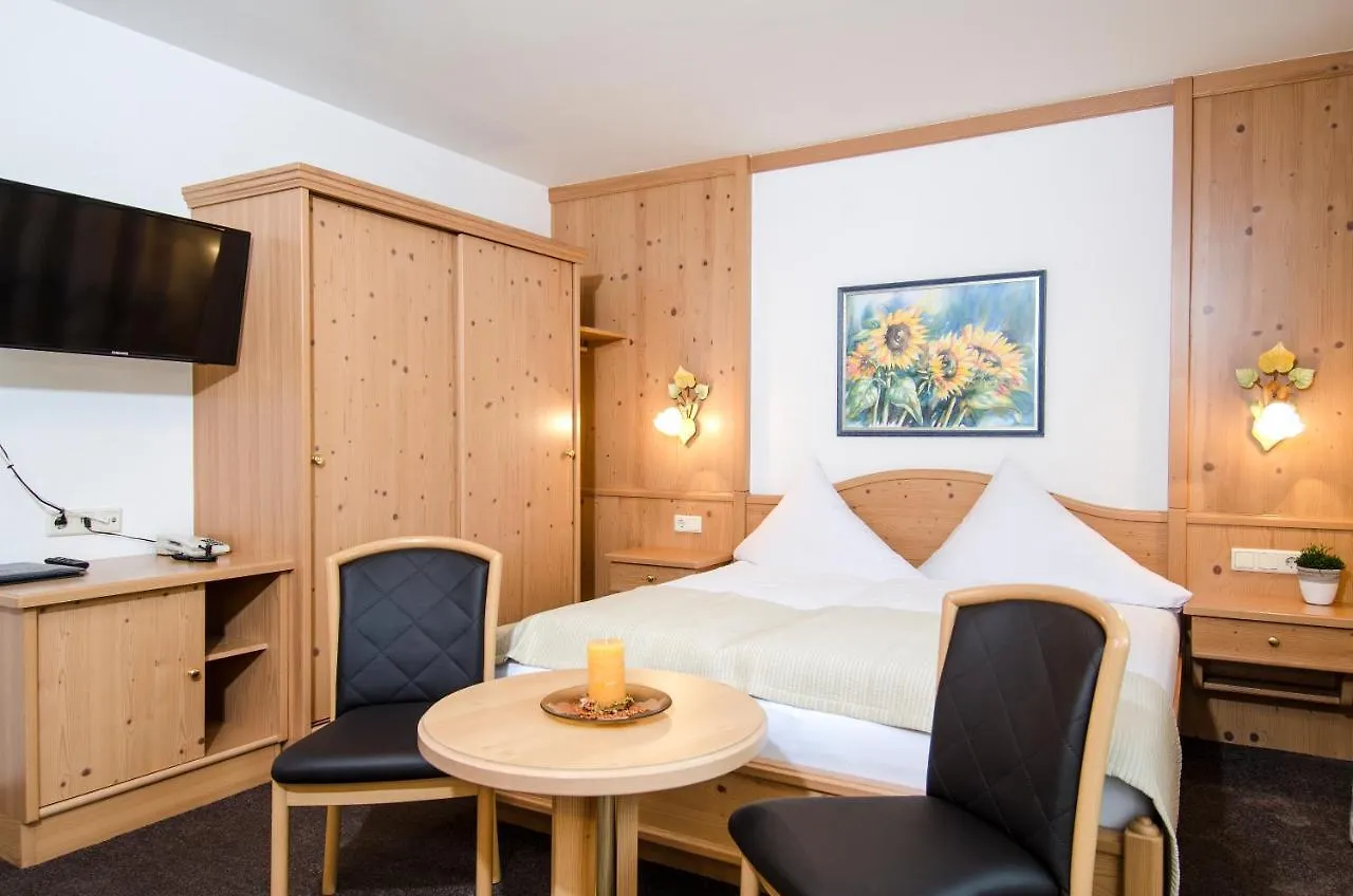 Hotel Garni Subretta Ischgl