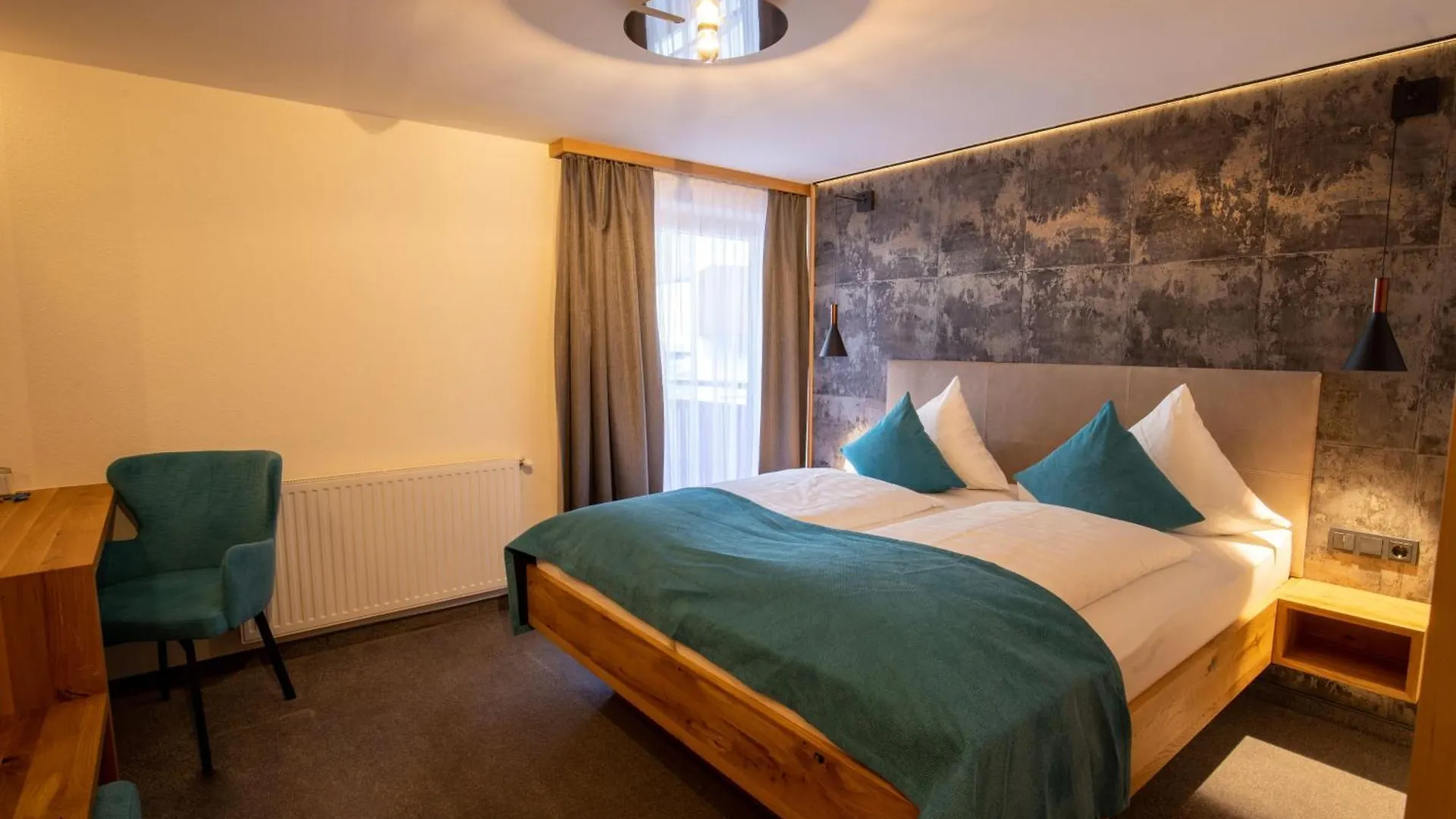 Hotel Garni Subretta Ischgl 3*,
